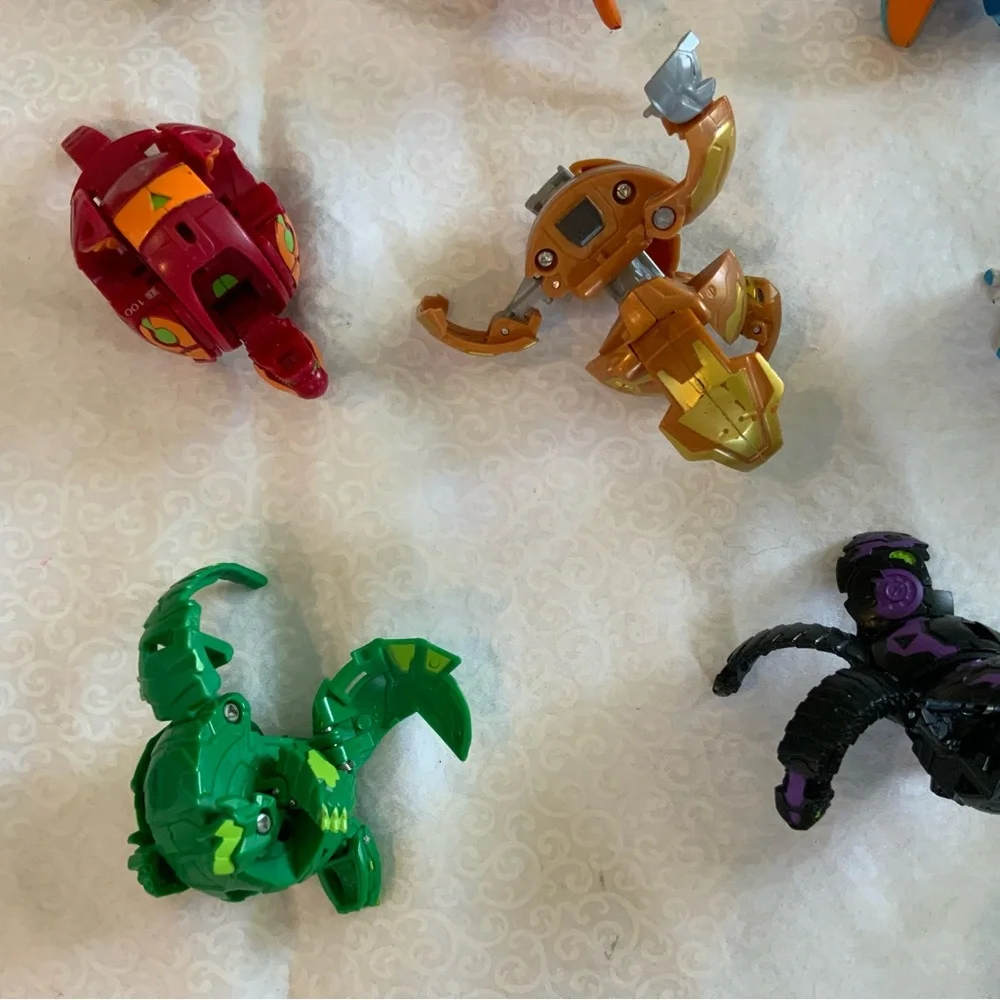 Bakugan Spin Master Lot Of 13 Figures B300 B700 Battle Brawlers Battle Planet